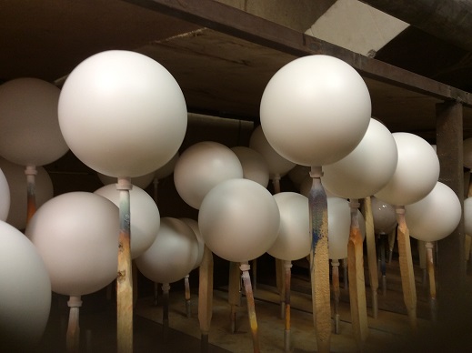Белые матовые шары 10 см