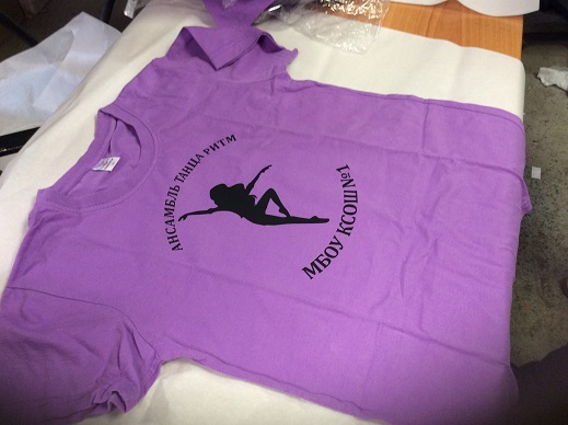 Нанесение логотипа на футболки для Ансамбля танца