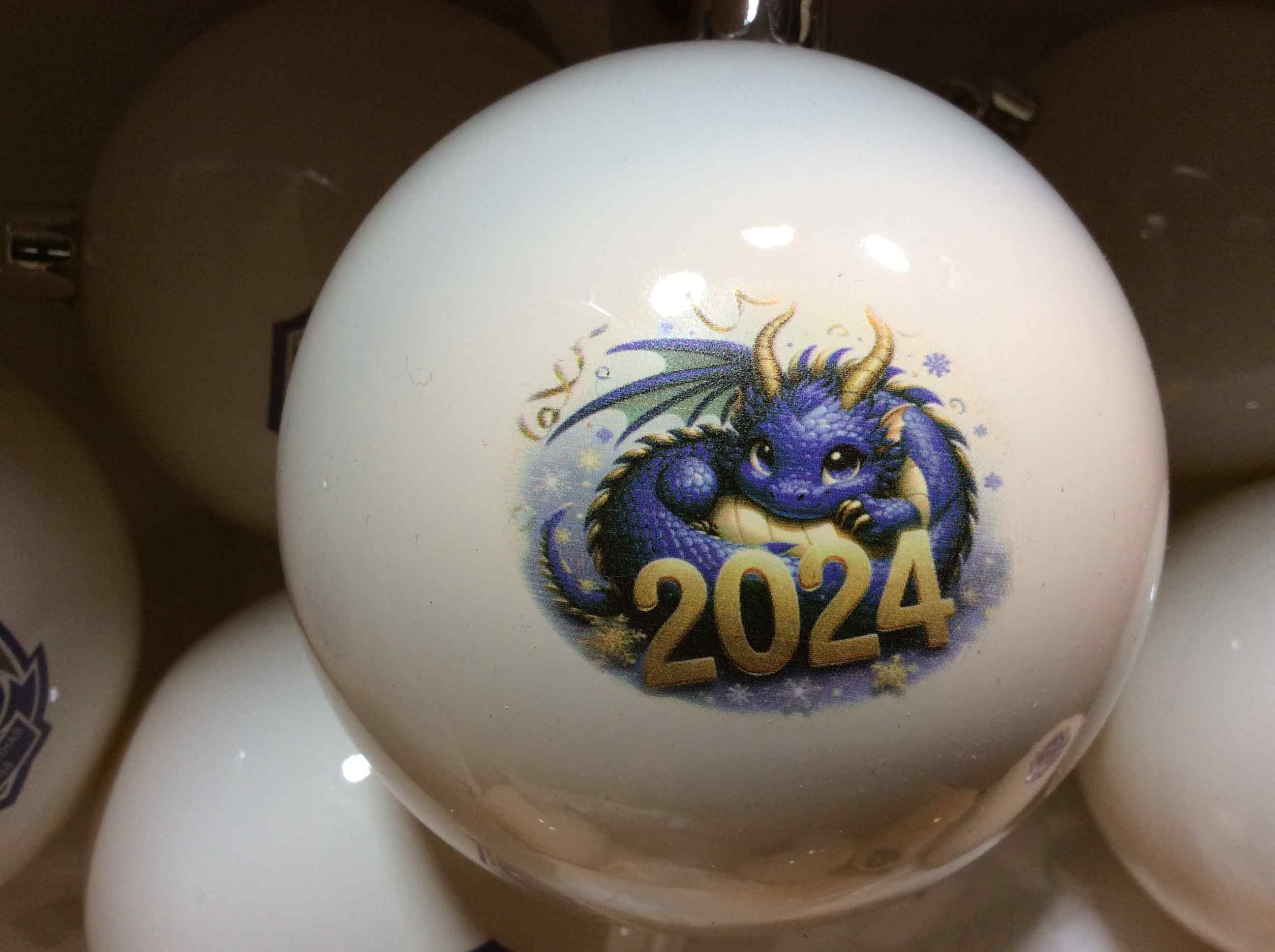 Новогодние шары с покраской и полноцветным нанесением логотипа