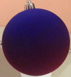 Флокированный двухцветный шар.