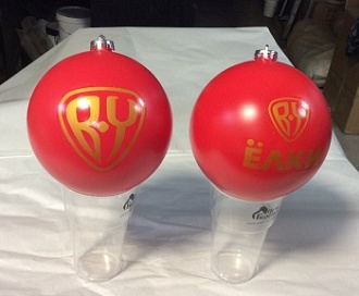 нанесение логотипа на красный шар 15 см с покраской размером 8 см
