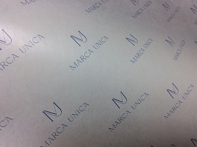 Производство бумаги тишью с логотипом