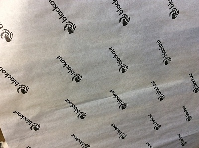 Упаковочная бумага с логотипом компании