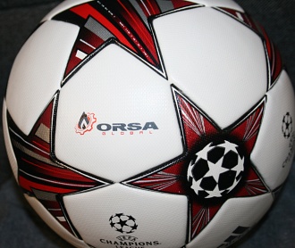 Нанесение логотипа на футбольный мяч.
