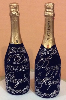 Флокированные бутылки ко Дню свадьбы.