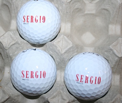 Мячи для гольфа с логотипом.