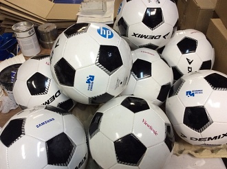 Футбольные мячи с печатью логотипа в 2 ячейках